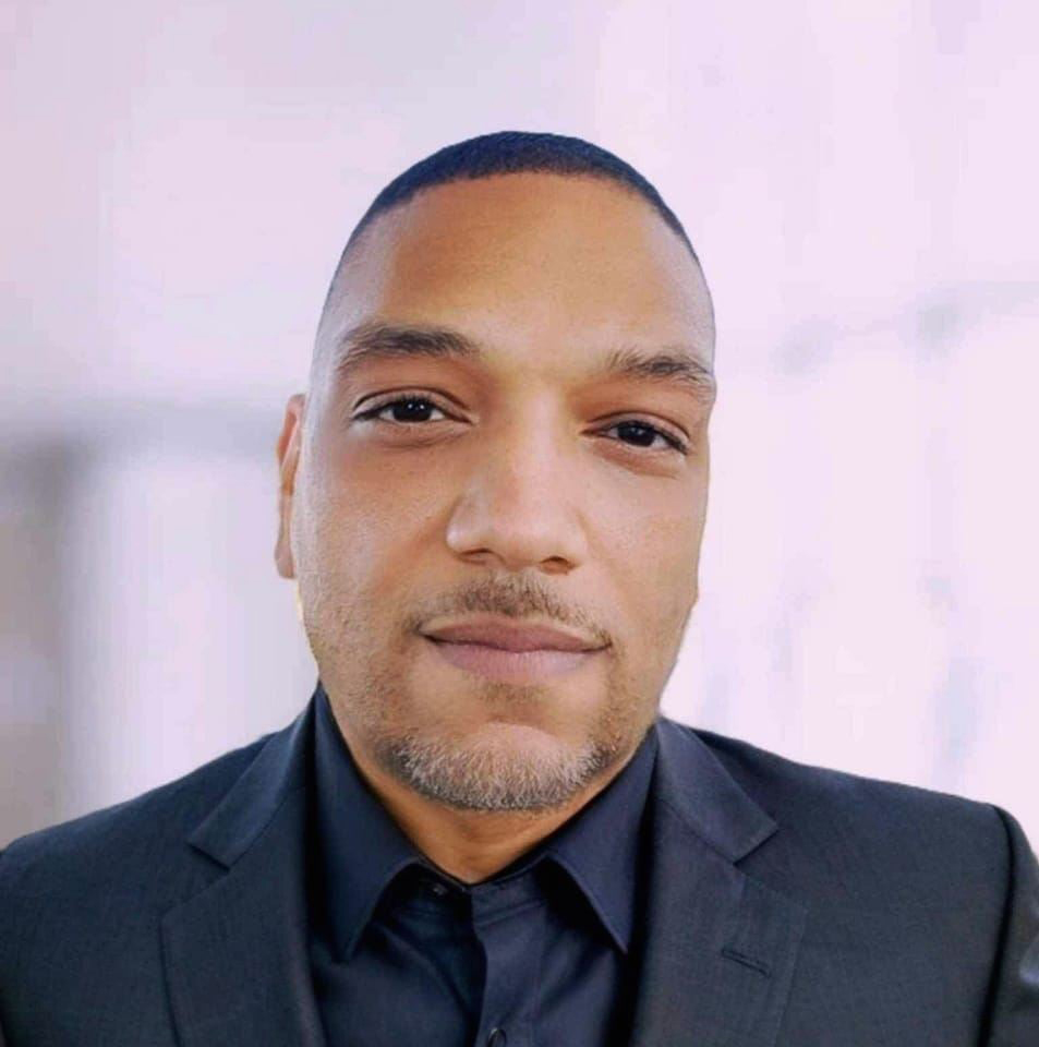 Derrick-Dzurko